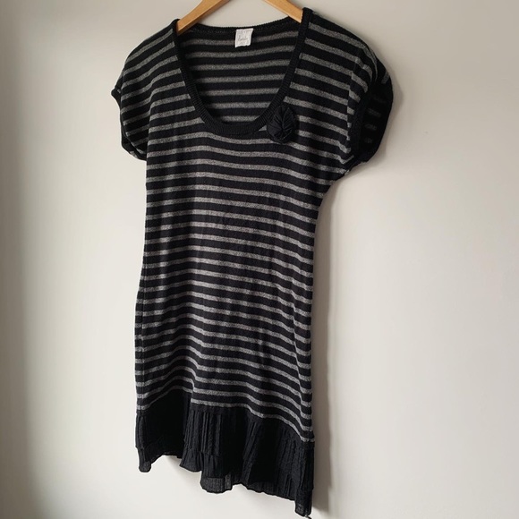 💛4/$20 | CAMAIEU Striped Ruffle Mini Dress/Long Top - Picture 6 of 6
